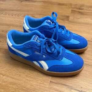 Reebok Forte Lounger Sneakers | Women Blue Suede | Size 8.5
